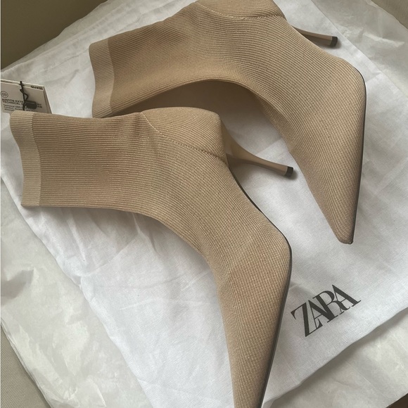 NWT ankle sock boots - Picture 2 of 8